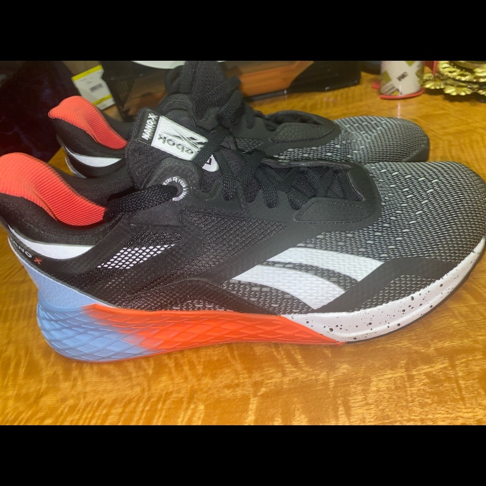 Men’s Reebok shoes